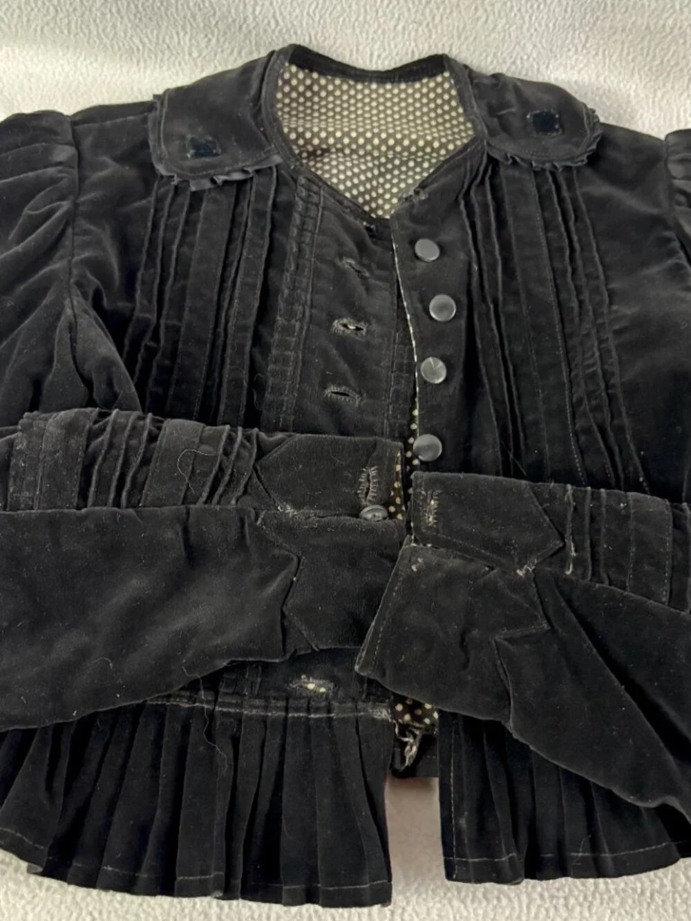 Szeki Hungarian Transylvanian Handmade Folk Jacket with Peplum - Picture 10 of 13